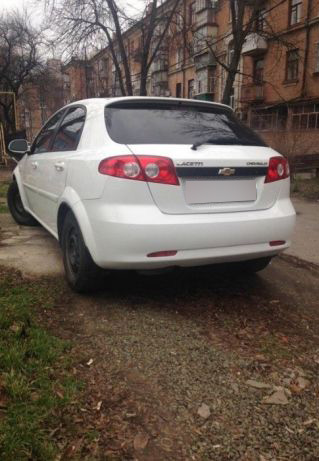 post180-2_chevrolet_lacetti_2012