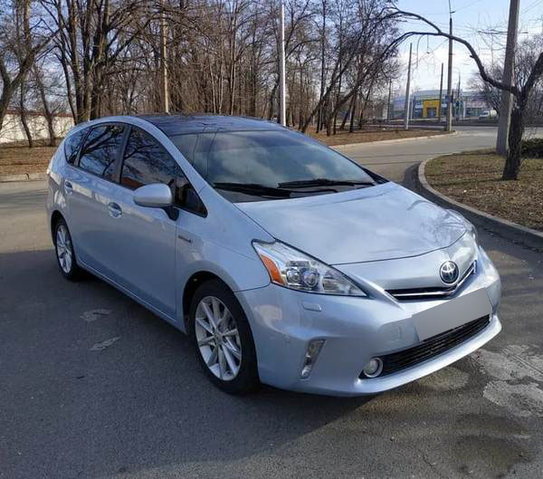 toyota prius 2012