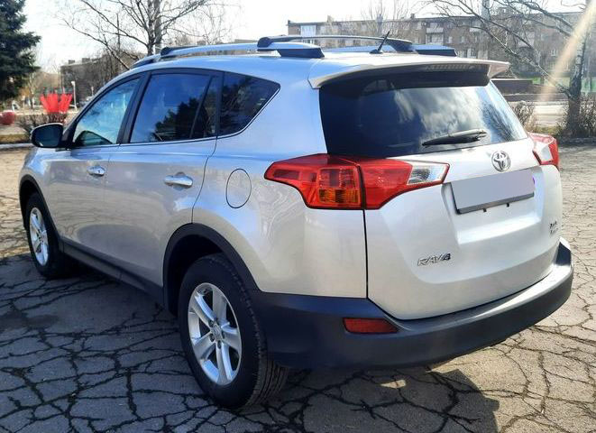 post2488-2_toyota_rav4_2014