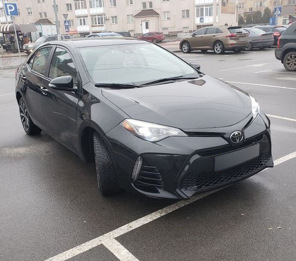 toyota corolla 2017