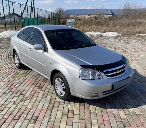 chevrolet lacetti 2012