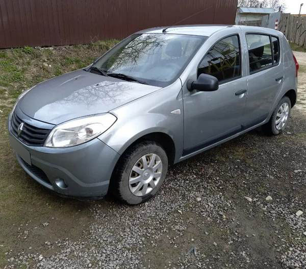 renault sandero 2009