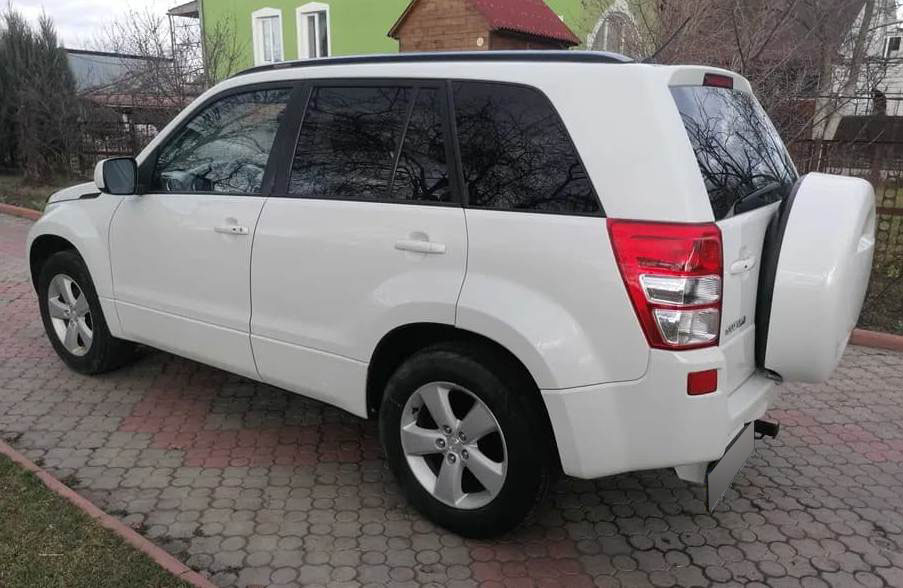 suzuki grand vitara 2010