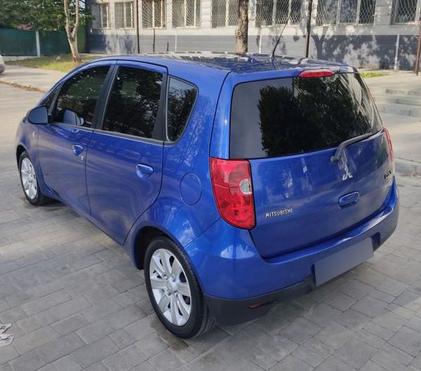 mitsubishi colt 2009