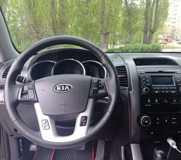 kia sorento 2011