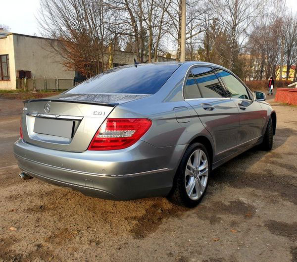 mercedes c220 2011