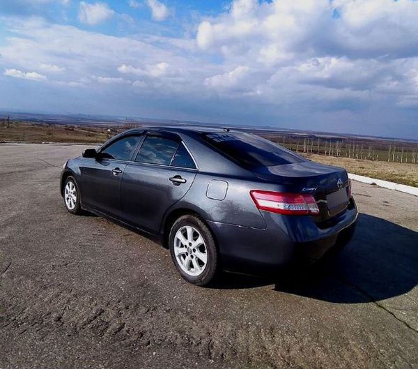 toyota camry 2010