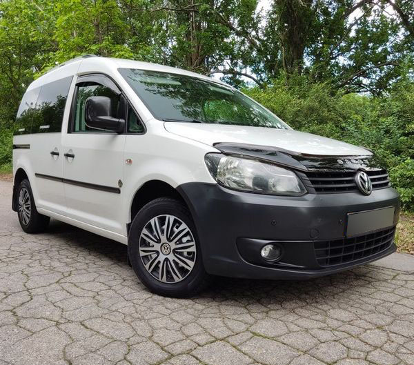 volkswagen caddy 2011