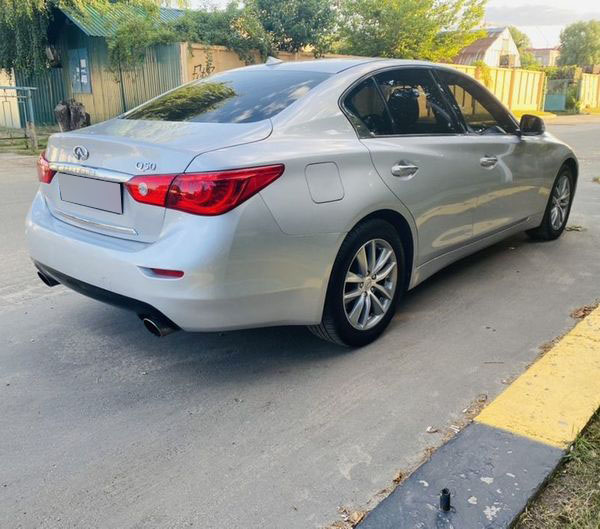 infiniti q50 2015