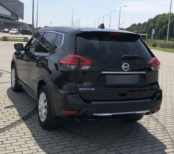 nissan rogue 2017