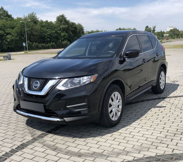 nissan rogue 2017