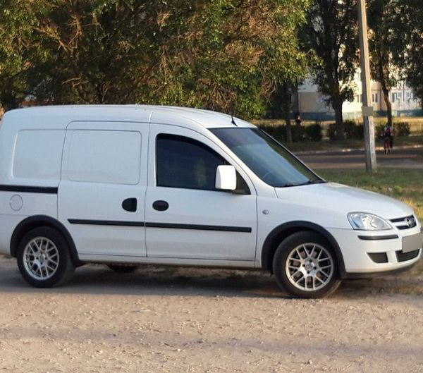 opel combo 2010