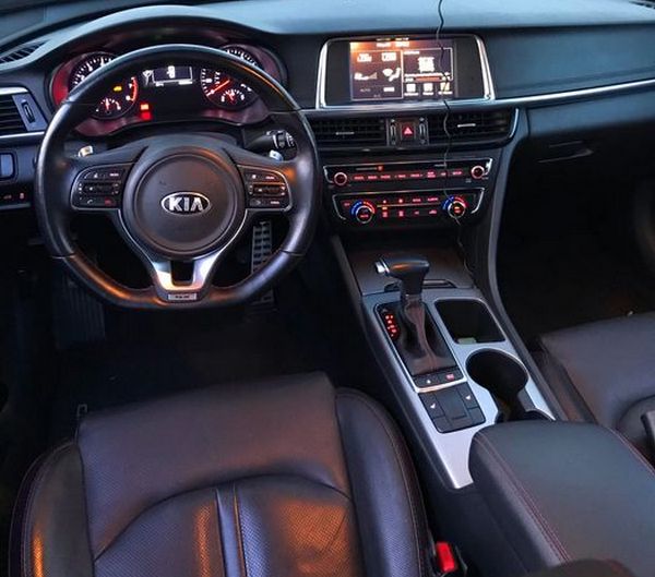 kia optima 2017