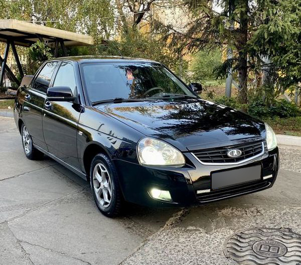 lada priora 2170 2012