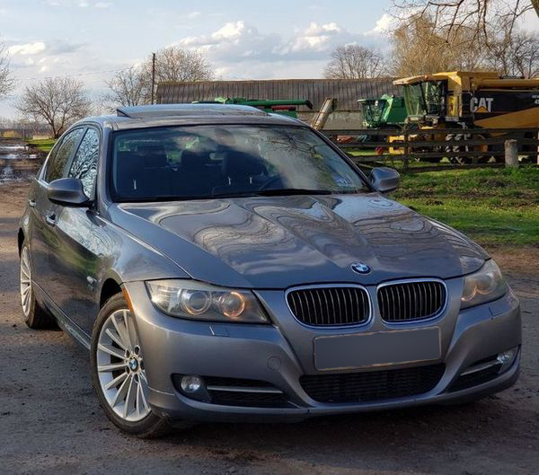 bmw 335xi 2011