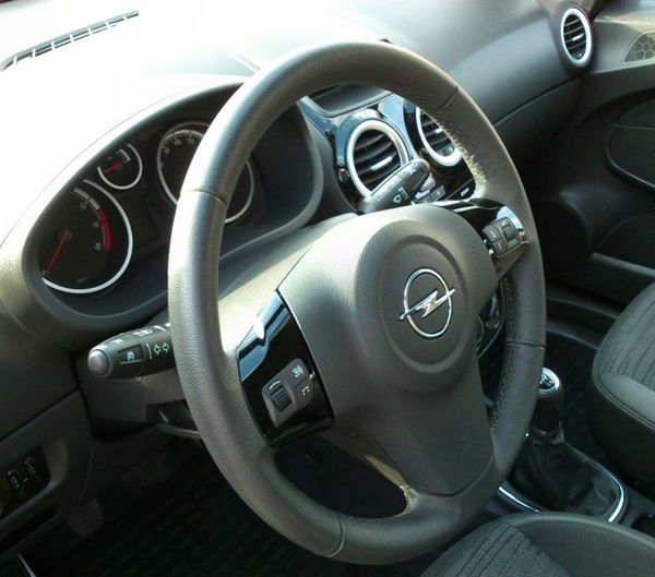 opel corsa 2014