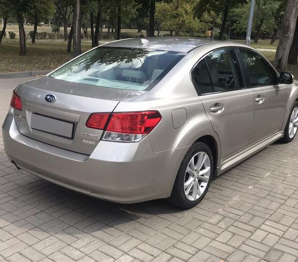 subaru legacy 2013