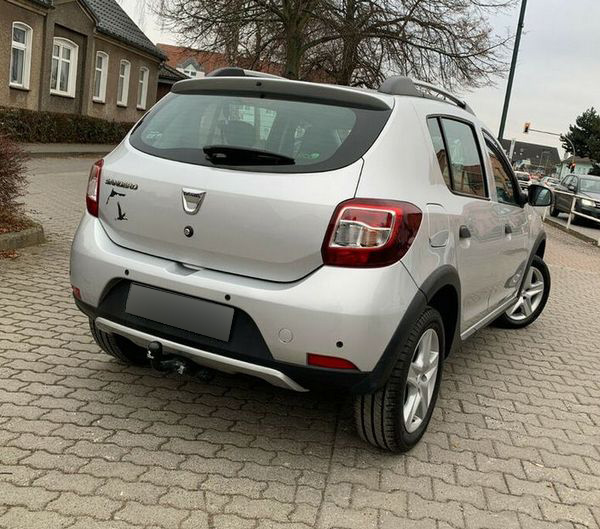 dacia sandero 2013