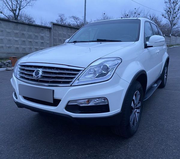 ssangyong rexton 2014