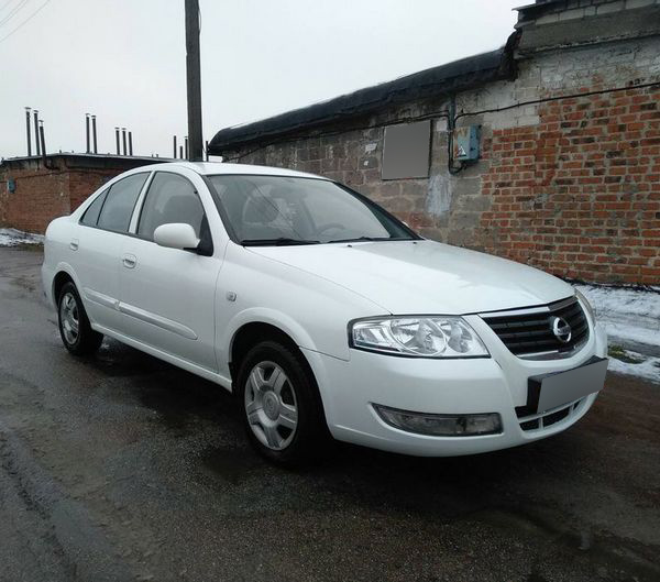 nissan almera 2012