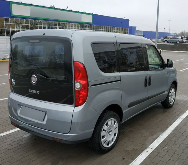 fiat doblo 2011